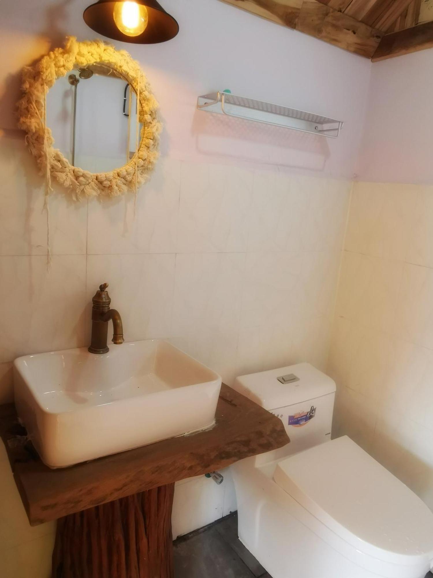Sunset Nam Ngum Resort فان فيان الغرفة الصورة
